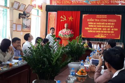 ĐOÀN CÔNG TÁC CỦA SỞ GD&ĐT KIỂM TRA THẨM ĐỊNH TRƯỜNG CHUẨN ĐỐI VỚI THCS NAM THẮNG, NAM TRỰC, NAM ĐỊNH THEO TINH THẦN THÔNG TƯ 18