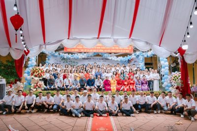 HỌC SINH NIÊN KHÓA 2002 – 2006 TRỞ VỀ MÁI TRƯỜNG THÂN YÊU